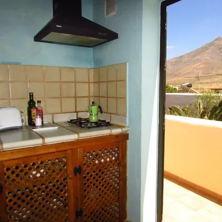 Country House Tindayoga منزل ريفي تيندايا